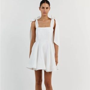 AISLE WHITE LINEN BOW MINI DRESS